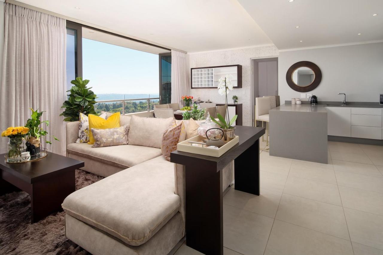 Masingita Towers Executive Suite Йоханесбург Екстериор снимка