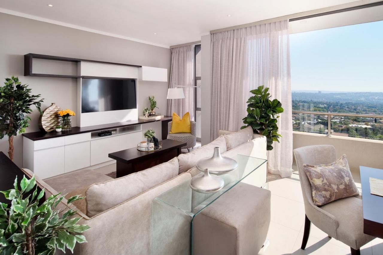 Masingita Towers Executive Suite Йоханесбург Екстериор снимка